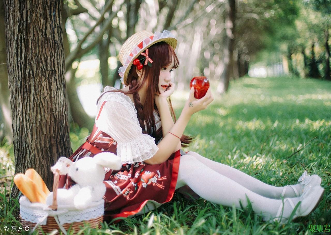 洛丽塔是什么意思(洛丽塔服装图片)