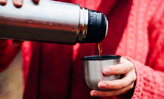 保温杯里的异味巧去除_教你买到高质量的真空保温杯