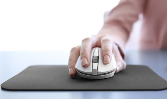 鼠标垫清洗除异味小妙招_不同材质的鼠标垫该如何清洗