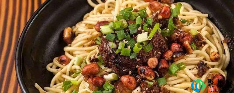 热干面拌的是什么酱