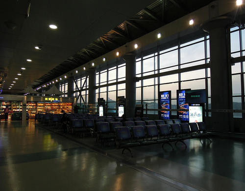 去机场提前多久到最好