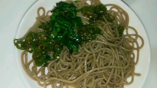 荞麦面条怎么做才好吃(荞麦面怎么做面条)