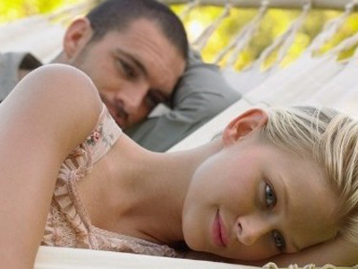 男人夜间睡觉盗汗的原因(半夜出汗是什么原因男)