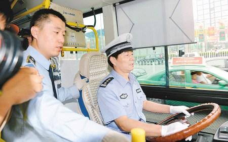 公交车司机要什么驾照(开公交车需要客运从业资格证吗)