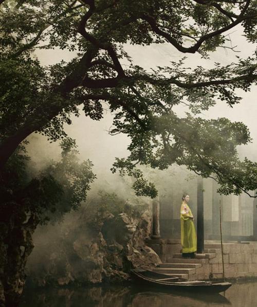 钟山只隔数重山上一句(钟山只隔数重山上一句读音)