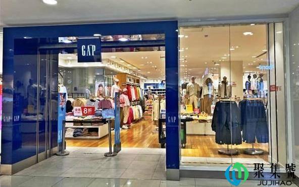 GAP业绩持续下滑,80后用青春捧起的品牌路在何方?