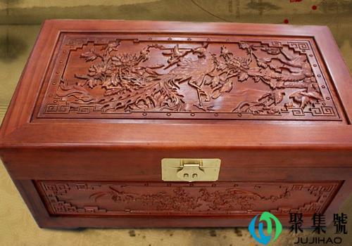 陪嫁箱子里放哪8样东西，结婚压箱底钱能不能花