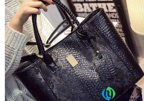 包包染色了怎么办 有圆珠笔印怎么去掉