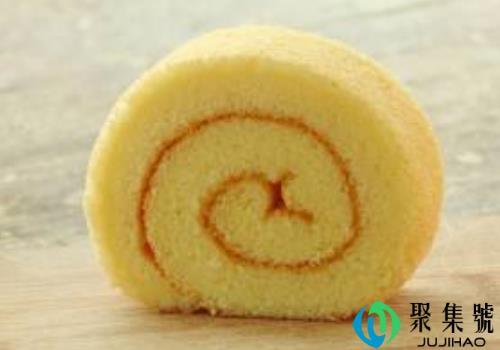 蛋糕卷是趁热卷还是凉一些卷 正卷和反卷的哪个好卷