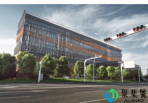 红绿灯的作用是什么 为什么用红黄绿三种颜色