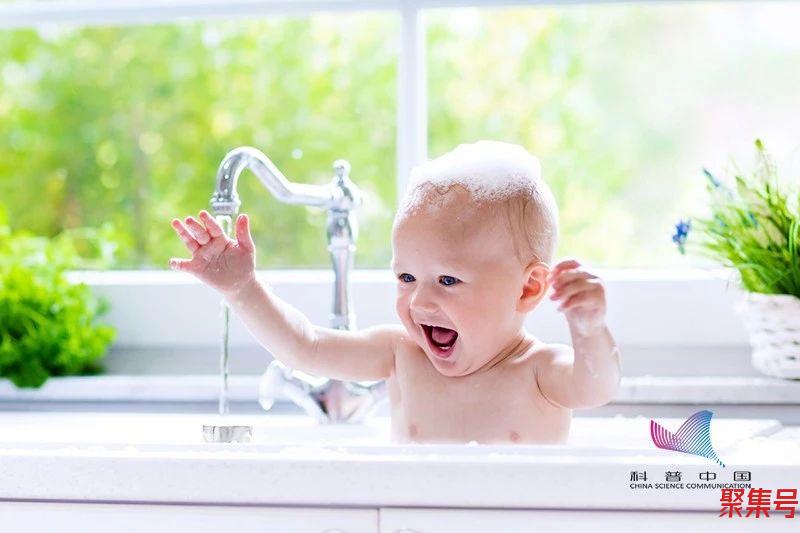 冬季洗澡注意事项(冬天正确的洗澡方法)