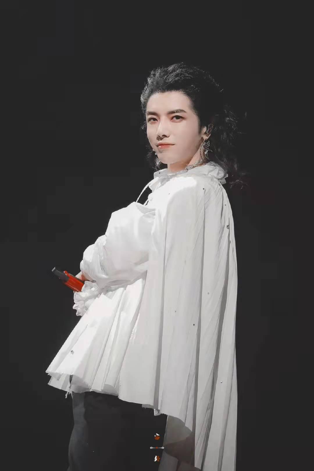 华晨宇个人资料介绍（华晨宇个人详细资料介绍）