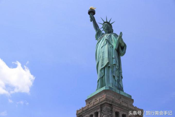 世界各地著名建筑(世界各地著名建筑物图片)