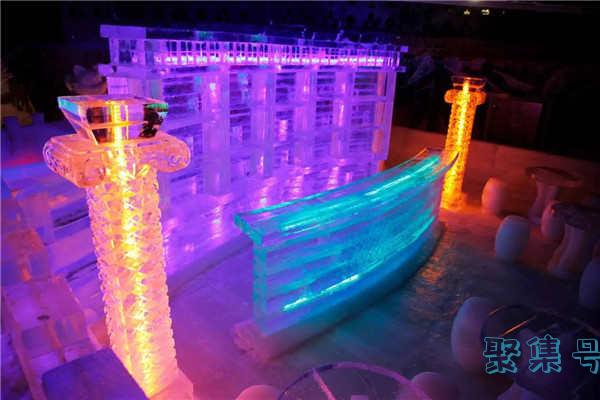 深圳阿尔卑斯冰雪世界,全景式仿天然雪场+梦幻冰雕乐园