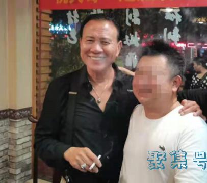 64岁万梓良近况惹担忧!说话有气无力很憔悴,晚年病多仍拼命挣钱