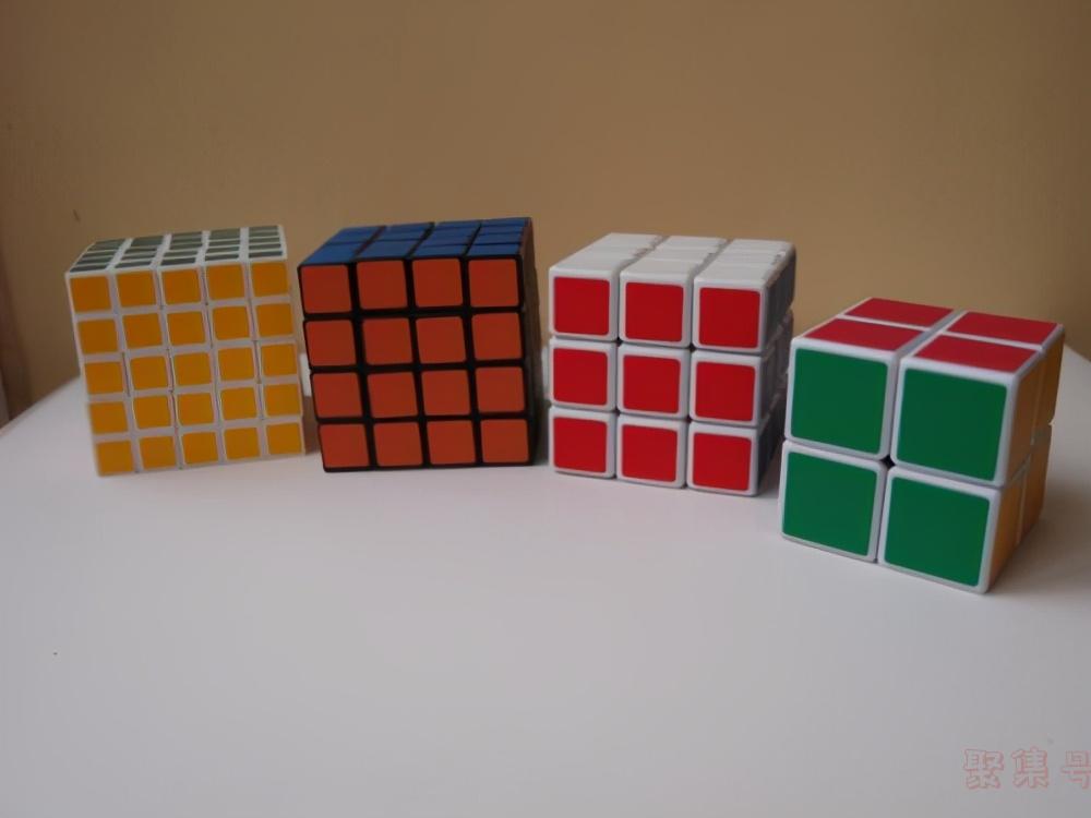 魔方教程公式口诀七步是什么呢?