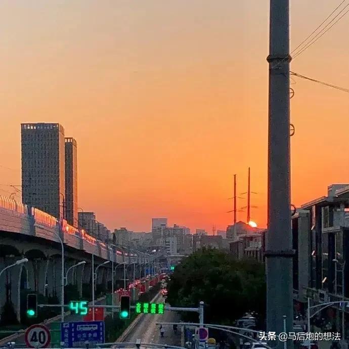 一些一针见血很飒的文案