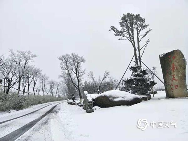 都是同一波寒潮 凭啥南方下雪比北方还厉害?