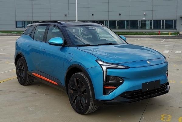 大干三个月 恒大首款汽车恒驰5终下线:曾被工信部除名