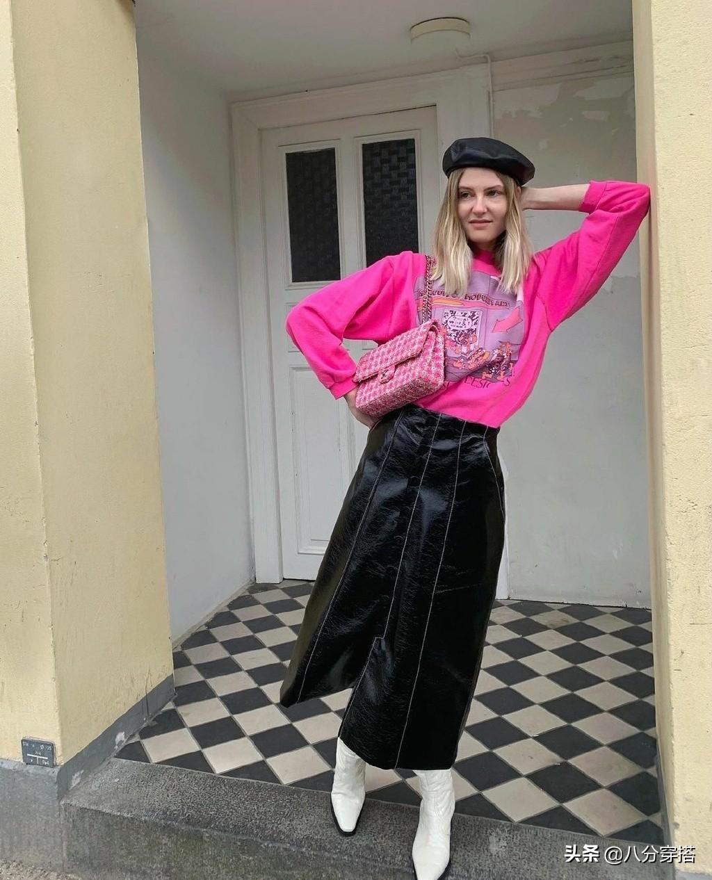 玫红色不好驾驭?试试这些搭配,简约日常有格调,轻松美出新高度