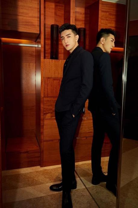 金瀚家庭背景强大,但是十分低调,被称为“男版韩雪”