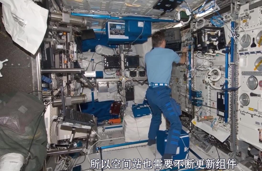 航天女神王亚平晒美照,比8年前更年轻,但空间站没有以前整洁了