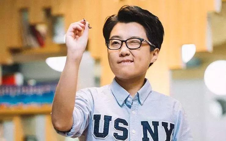 邱晨《奇葩说》公开自己患癌219天,被网友质疑在卖惨?