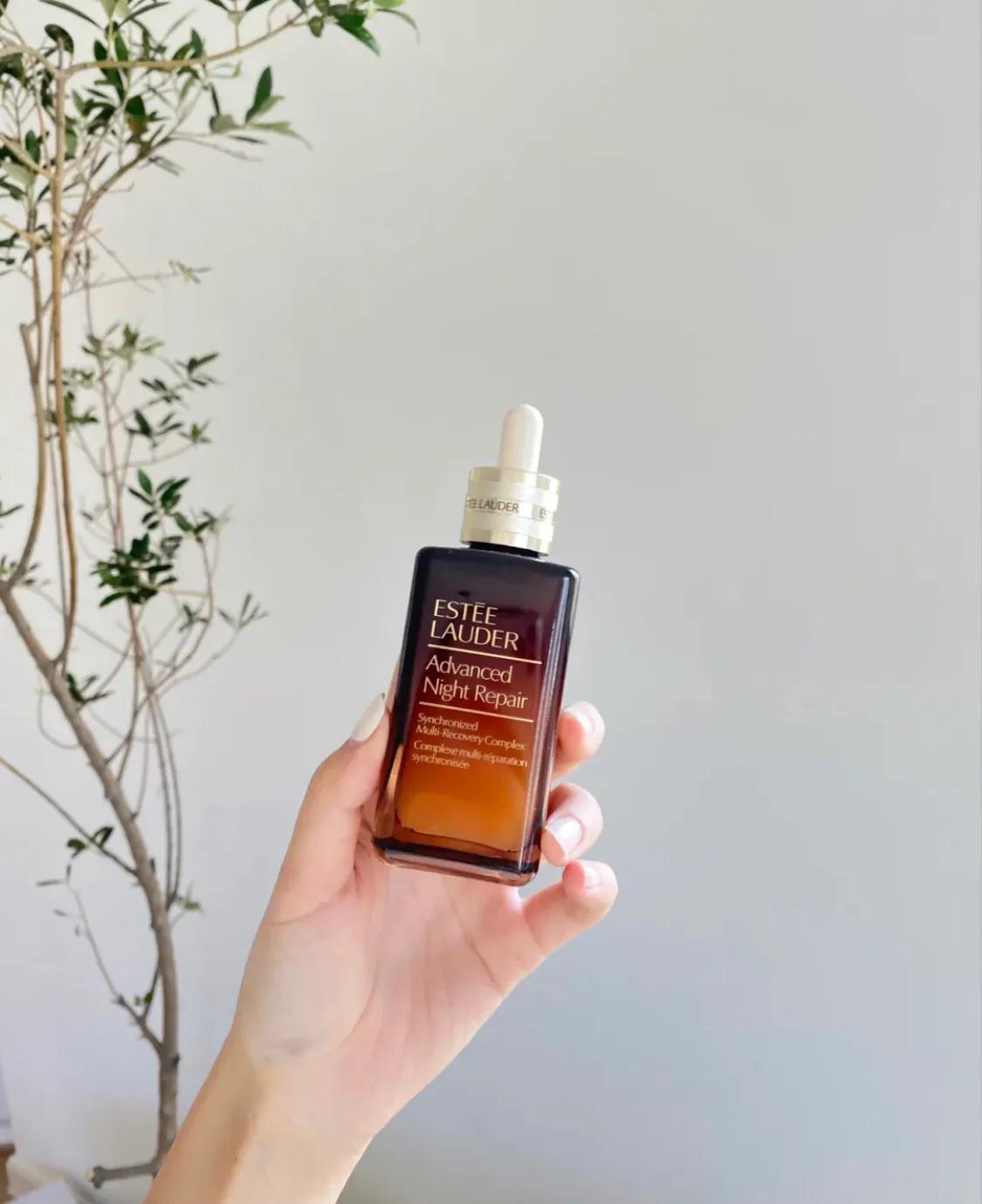 护肤品哪个牌子好(护肤品哪个牌子好用推荐30岁)