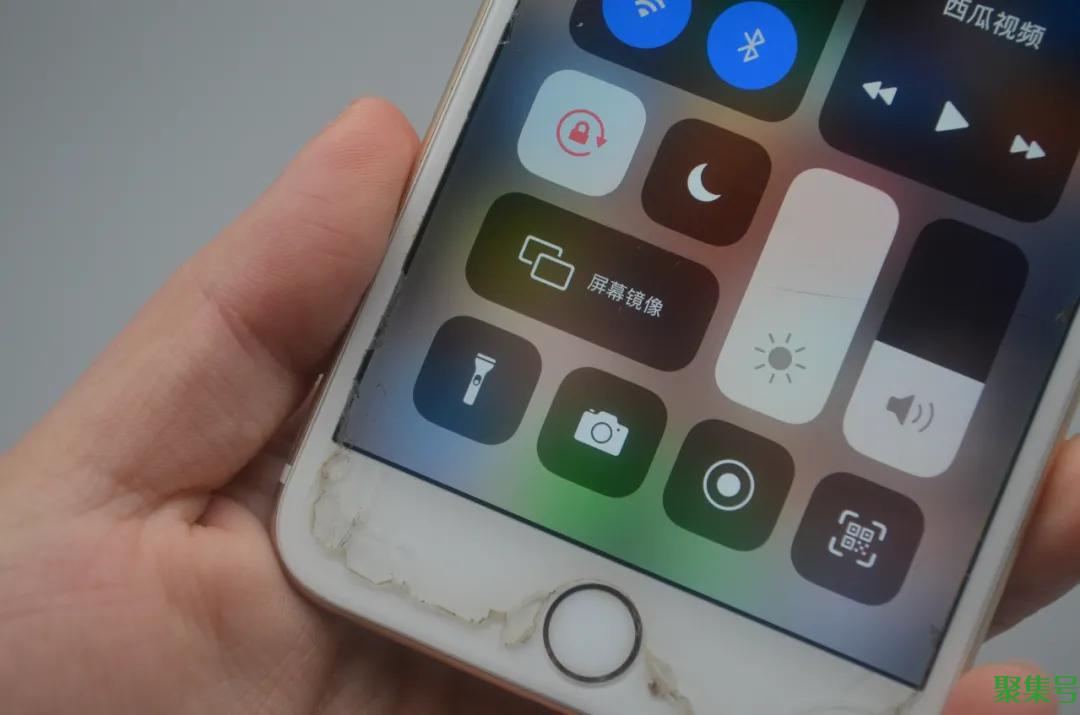 手机手电筒有哪些功能(手机手电筒有什么功能)