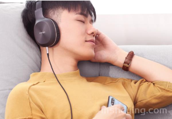 耳机为何要区分L和R吗？耳机为什么要分左右吗？