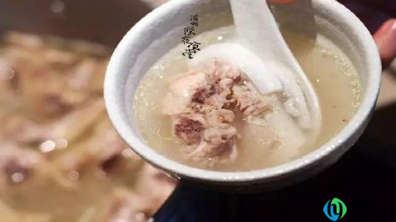 水做的鸡是什么意思