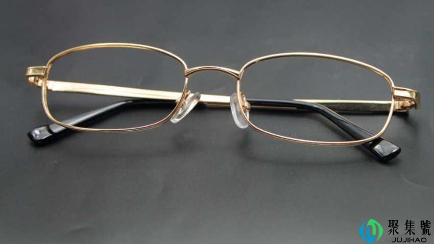 老花镜是凸透镜还是凹透镜