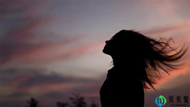 一个人洒脱的表现