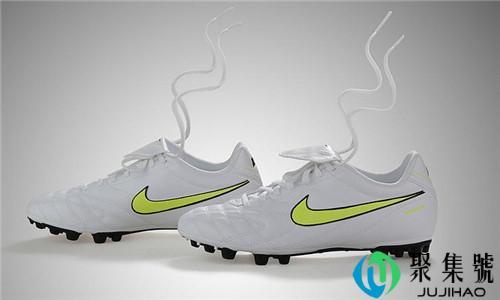 足球鞋在哪买