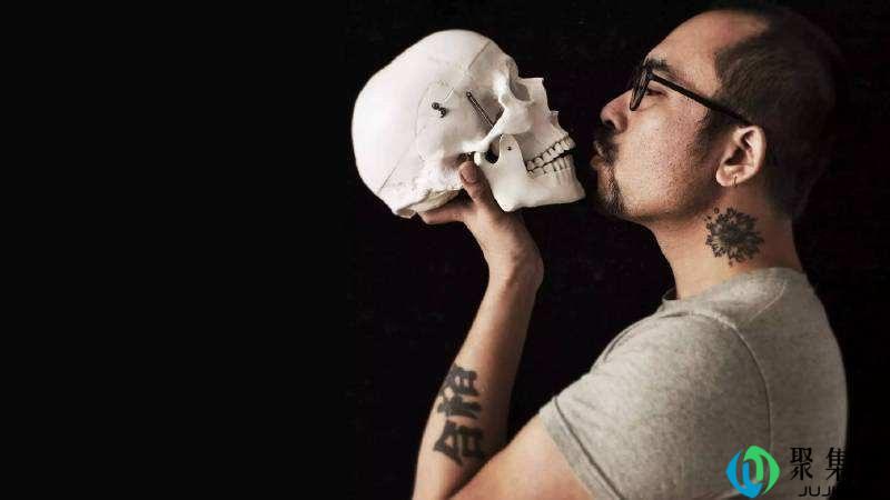 灵魂摄影师是什么意思