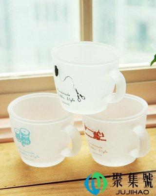 玻璃杯有异味有毒吗