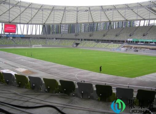 深圳宝安体育场可以容纳多少人