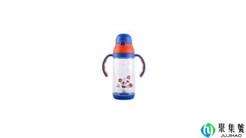 宝宝多大用吸管杯