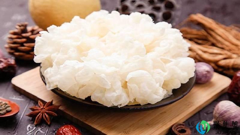 银耳和白木耳一样吗