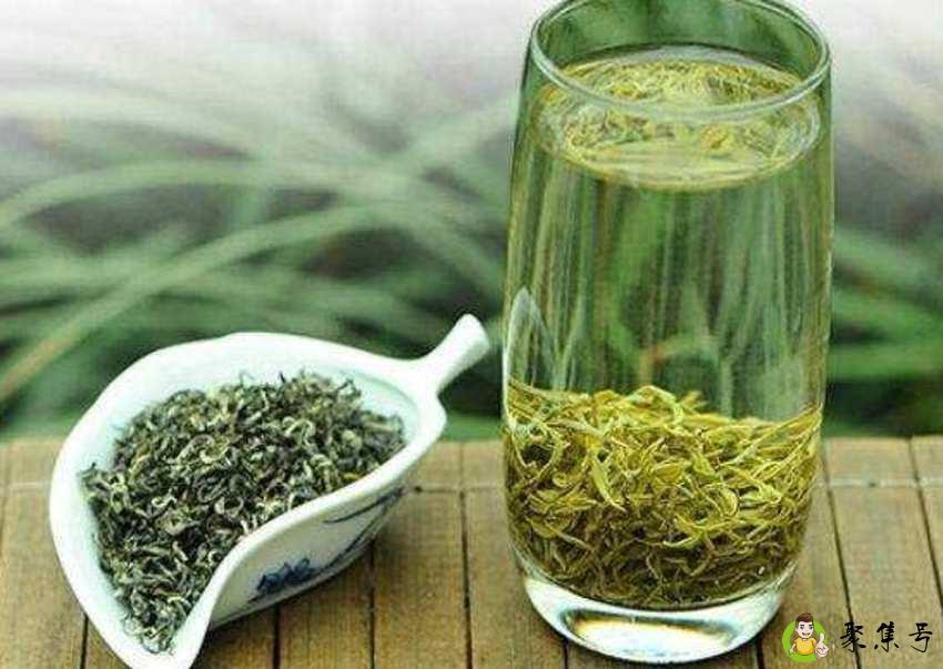 茶叶水是酸性还是碱性