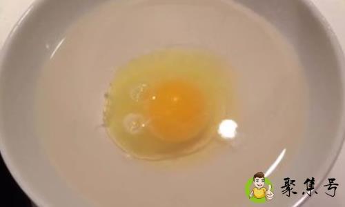 荷包蛋可以放微波炉加热吗