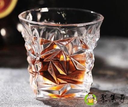 百草酒用什么杯子