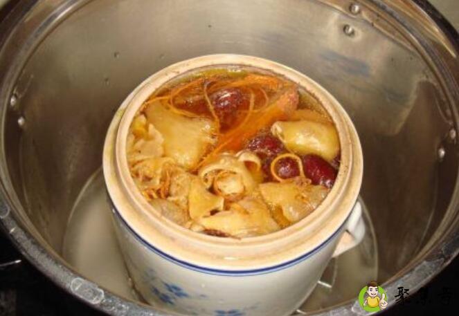 隔水炖用开水还是冷水