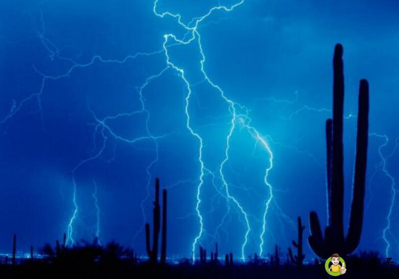 打雷洗澡会触电吗