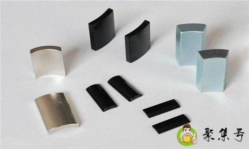 磁铁吸在一起怎么分开