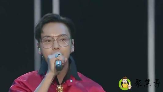 金边眼镜适合哪种人戴