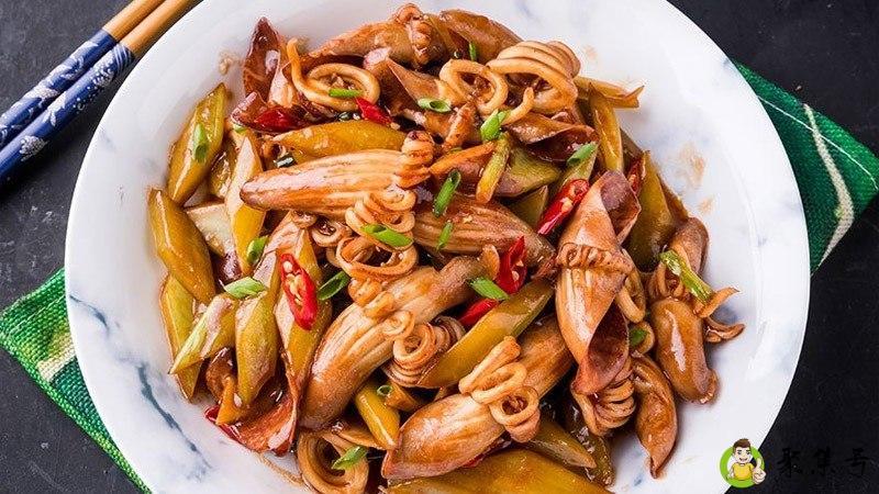 牛角花是鱿鱼哪个部位