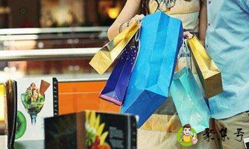 爱买衣服的男生性格