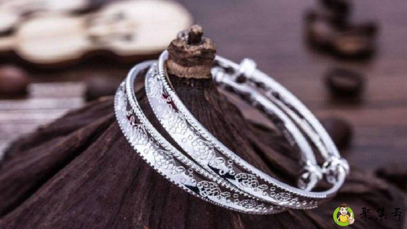 银饰在可乐里要泡多久