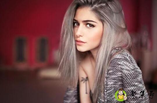 泼辣型女孩是什么意思